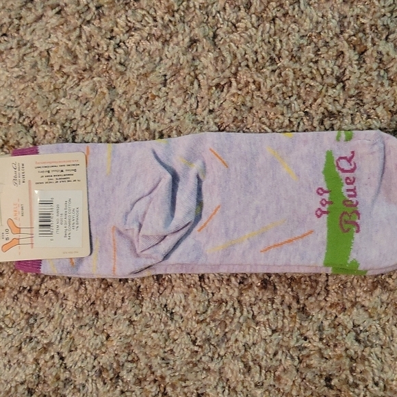 2/$20 Women's socks - Picture 2 of 2